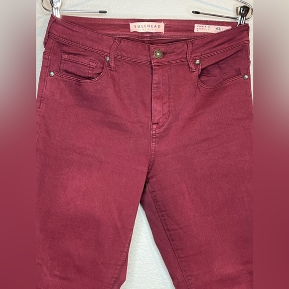 001. Bullhead Denim Co. High Rise āSkinniestā Sz 9 - Picture 3 of 6